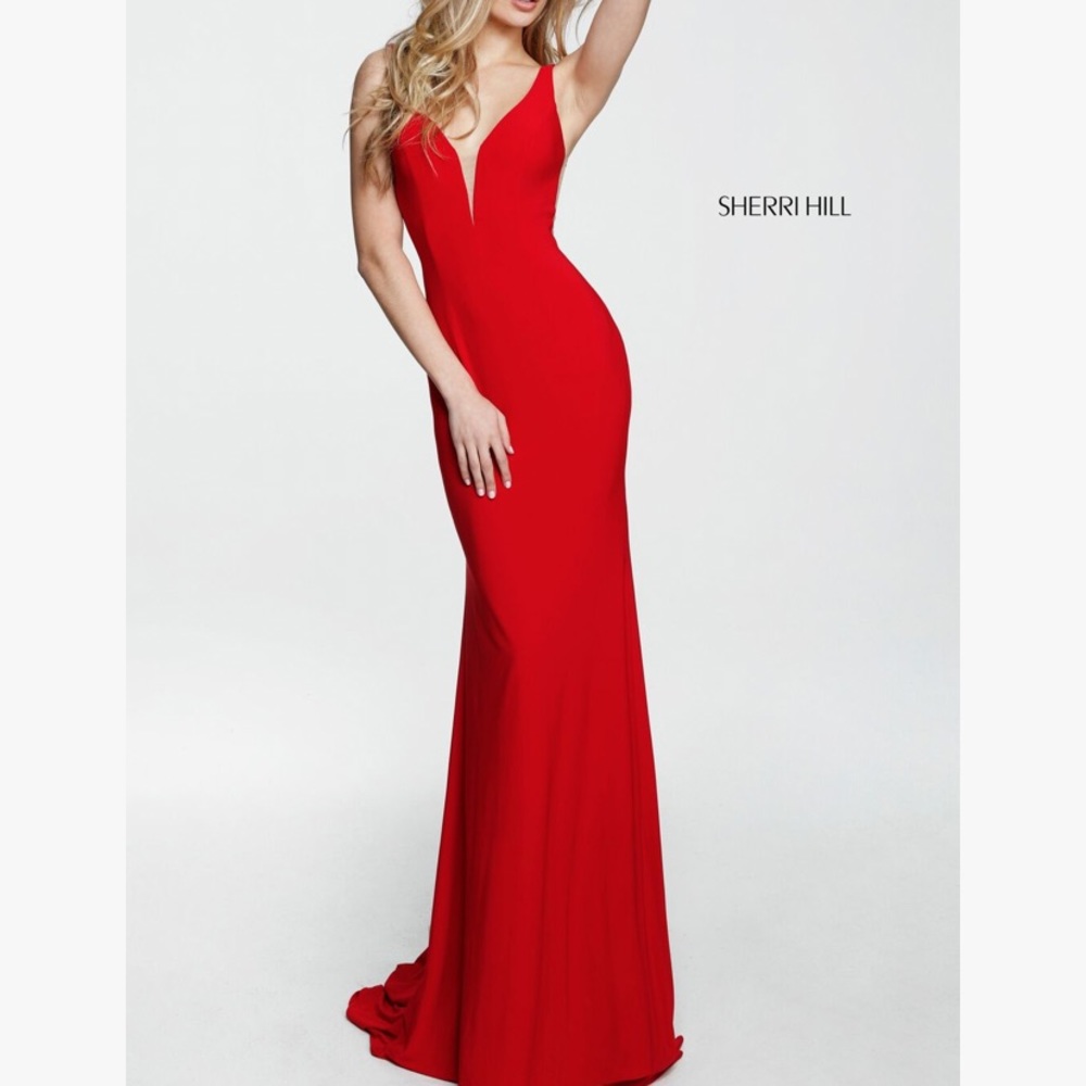 Red Sherri hill size 6 prom pageant formal dress